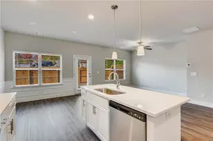 500 Rockfern Ct, Lilburn, GA 30047 - Photo 8