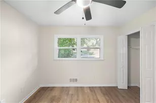 4059 Canby Ln, Decatur, GA 30035 - Photo 10