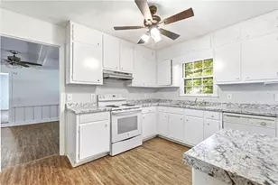 3346 San Antonio Dr, Snellville, GA 30039 - Photo 26