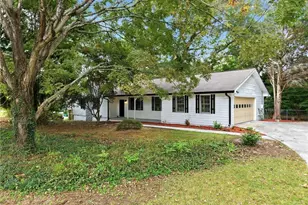 3346 San Antonio Dr, Snellville, GA 30039 - Photo 1