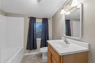 24 Mitchell St, Carrollton, GA 30117 - Photo 16