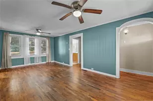 24 Mitchell St, Carrollton, GA 30117 - Photo 4