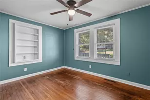 24 Mitchell St, Carrollton, GA 30117 - Photo 22