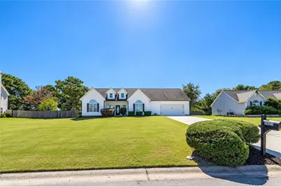 3021 Black Fox Drive, Loganville, GA 30052 - Photo 4