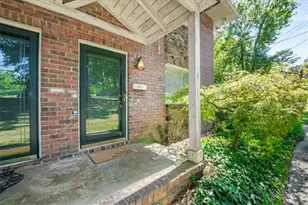 2412 Peachwood Cir NE, Atlanta, GA 30345 - Photo 2