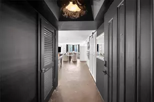 2870 Pharr Ct South NW, Atlanta, GA 30305 - Photo 2