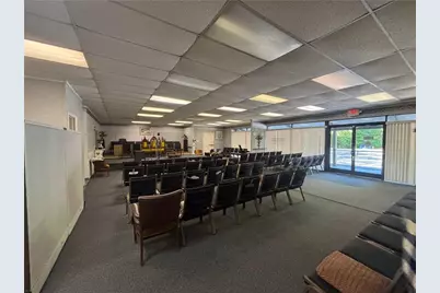 6500 Shannon Parkway, Union City, GA 30291 - Photo 6