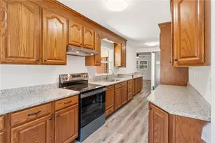 2465 Wood Valley Dr, East Point, GA 30344 - Photo 6
