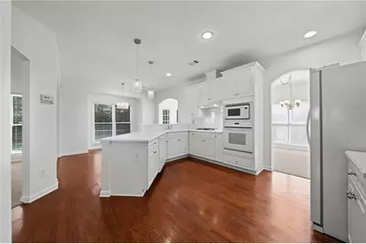 2212 Snug Harbor NE, Marietta, GA 30066 - Photo 14
