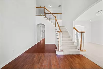 2212 Snug Harbor NE, Marietta, GA 30066 - Photo 4
