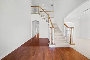 2212 Snug Harbor NE, Marietta, GA 30066 - Photo 4