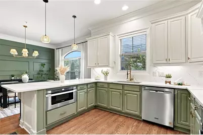934 Delaronde Court, Sandy Springs, GA 30328 - Photo 14