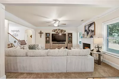 139 Fairway Drive, Acworth, GA 30101 - Photo 6