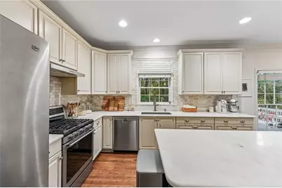2215 Austin Lake Drive SE, Smyrna, GA 30082 - Photo 16
