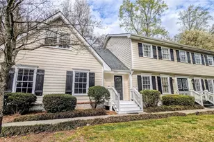 325 Lakeshore Dr NE, Marietta, GA 30067 - Photo 1