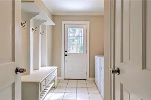 325 Lakeshore Dr NE, Marietta, GA 30067 - Photo 12
