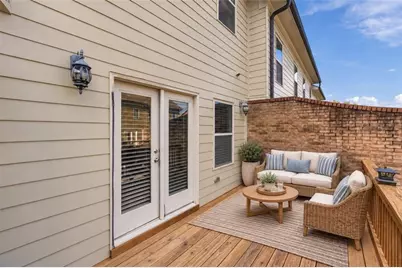 7430 Highland Bluff, Sandy Springs, GA 30328 - Photo 14