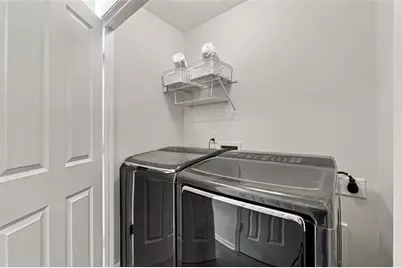 7430 Highland Bluff, Sandy Springs, GA 30328 - Photo 26