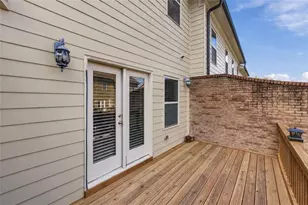 7430 Highland Bluff, Sandy Springs, GA 30328 - Photo 16