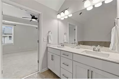 7430 Highland Bluff, Sandy Springs, GA 30328 - Photo 24