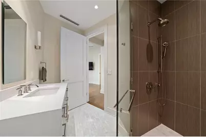 3376 Peachtree Road NE #44B, Atlanta, GA 30326 - Photo 18