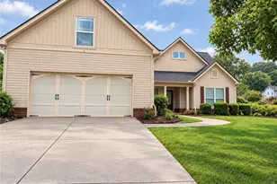 126 Hampton Dr, Jefferson, GA 30549 - Photo 2
