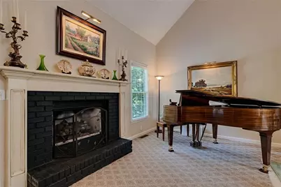2768 Clearwater Springs Drive, Buford, GA 30519 - Photo 10