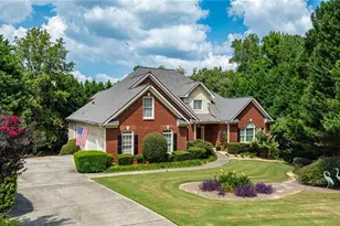 2768 Clearwater Springs Dr, Buford, GA 30519 - Photo 2