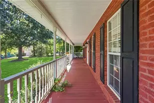 515 Hayfield Ct, Locust Grove, GA 30248 - Photo 2