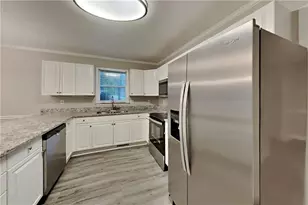 3570 Pebble Hill Dr, Marietta, GA 30062 - Photo 4