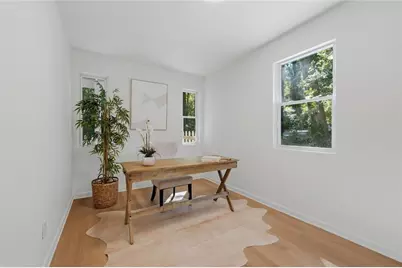 2458 St Joseph Avenue NW, Atlanta, GA 30318 - Photo 8
