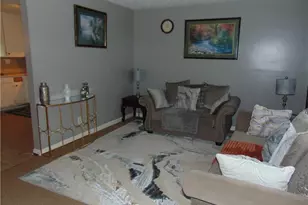 1187 Mannbrook Dr, Stone Mountain, GA 30083 - Photo 2