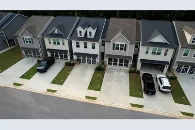 5137 Sidney Square Drive, Flowery Branch, GA 30542 - Photo 4
