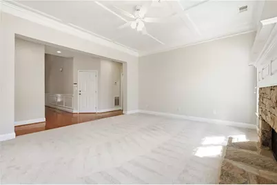384 Cherry Tree Lane, Marietta, GA 30066 - Photo 4
