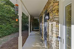1315 Tuxedo Ct, Lawrenceville, GA 30043 - Photo 8