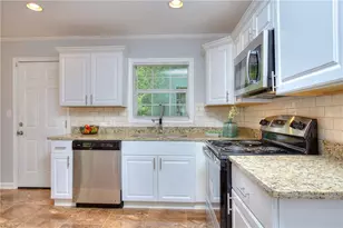 2374 Shamrock Dr, Decatur, GA 30032 - Photo 12