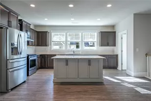 674 Crosshaven Dr, Marietta, GA 30066 - Photo 4