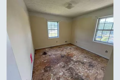 801 S Carter Drive S, Jonesboro, GA 30236 - Photo 14