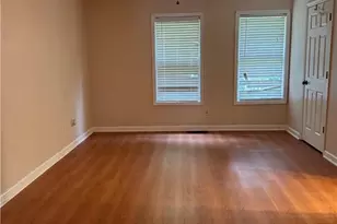 74 Davis Mill Ct, Lawrenceville, GA 30044 - Photo 4
