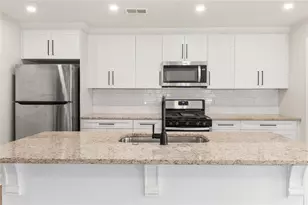 2593 Walton Way SW, Marietta, GA 30060 - Photo 12