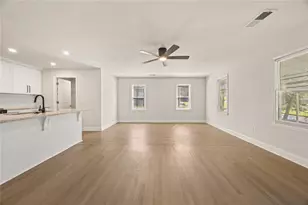 2593 Walton Way SW, Marietta, GA 30060 - Photo 6