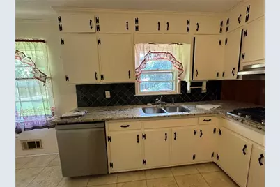 5574 Laurel Lane NW, Lilburn, GA 30047 - Photo 24