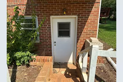 5574 Laurel Lane NW, Lilburn, GA 30047 - Photo 16