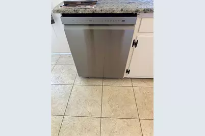 5574 Laurel Lane NW, Lilburn, GA 30047 - Photo 28