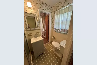 5574 Laurel Lane NW, Lilburn, GA 30047 - Photo 36