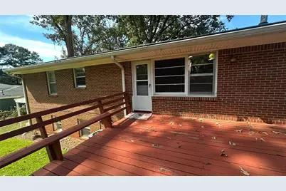 5574 Laurel Lane NW, Lilburn, GA 30047 - Photo 8