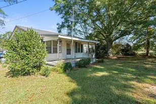 880 Burwell Mt Zion Rd, Carrollton, GA 30117 - Photo 2