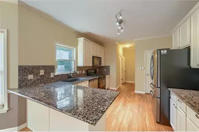 525 Sartain Court, Johns Creek, GA 30097 - Photo 8