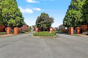 2109 Wicker Wood Way, Snellville, GA 30078 - Photo 58