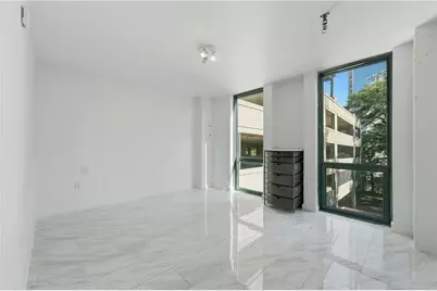 2870 Pharr Court South NW #305, Atlanta, GA 30305 - Photo 18